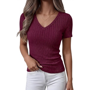 image:imageANRABESS Short Sleeve Sweaters for Women Lightweight Fall V Neck Knit TopBurgundy